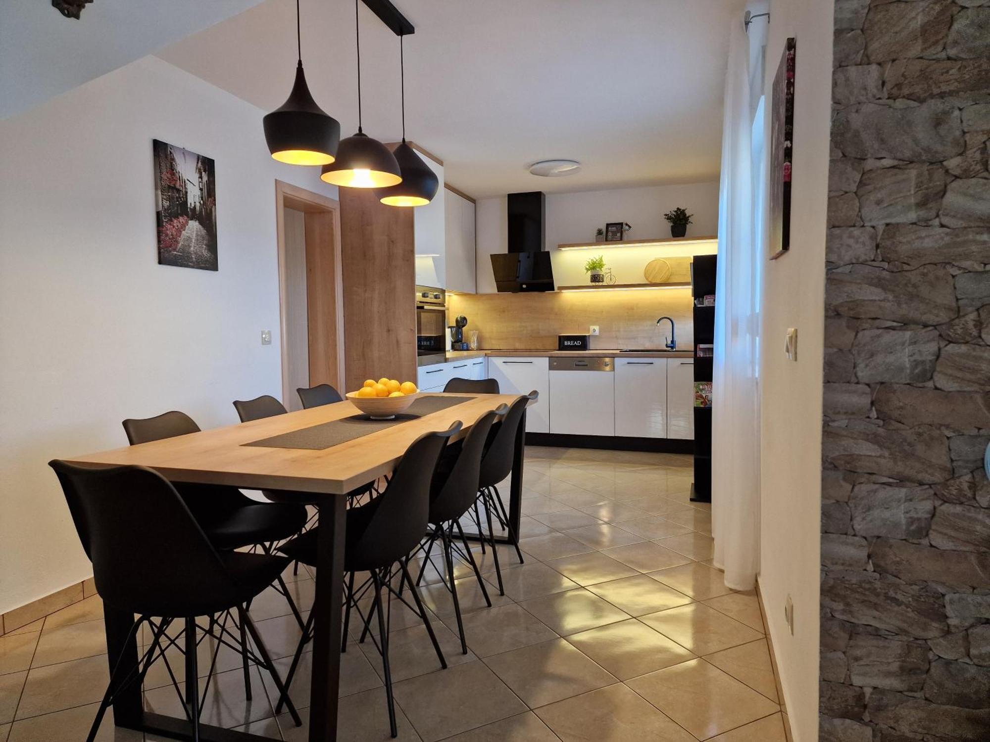Kaštel Štafilić Beautiful Holiday Home "Villa Luka" מראה חיצוני תמונה